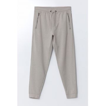 Pantaloni de trening conici cu snur de ajustare