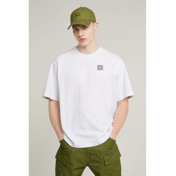 Tricou supradimensionat din bumbac organic cu design grafic