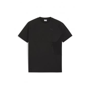 Tricou cu decolteu la baza gatului si maneci raglan Tech