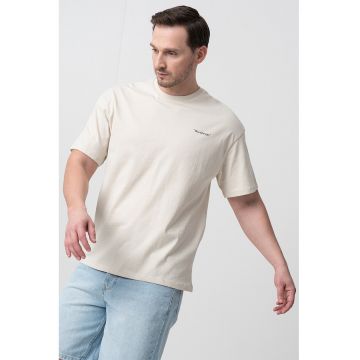 Tricou cu decolteu la baza gatului si imprimeu Rinkle