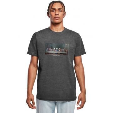 Tricou cu decolteu la baza gatului si model grafic