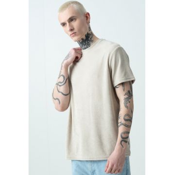 Tricou regular fit cu decolteu la baza gatului