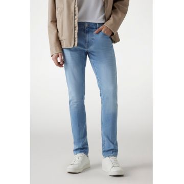 Blugi slim fit de denim