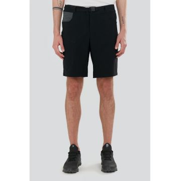 Pantaloni cu buzunare - adecvati pentru drumetii si trekking