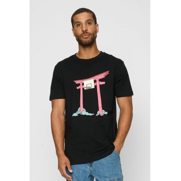 Tricou cu decolteu la baza gatului si imprimeu