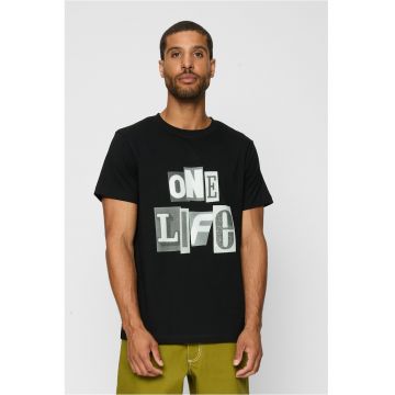 Tricou cu imprimeu text