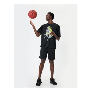 Tricou supradimensionat cu imprimeu cu baschet