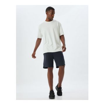 Pantaloni scurti uni cu buzunare laterale