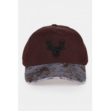 Sapca cu broderie