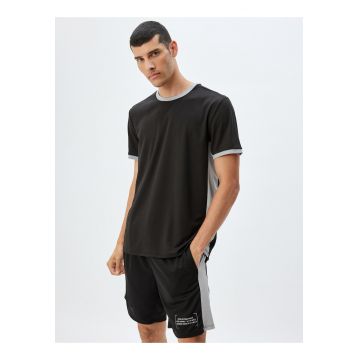 Tricou cu detalii reflectorizante