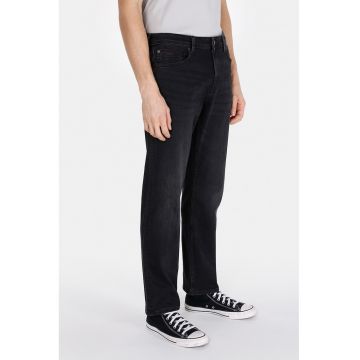 Blugi lungi regular fit cu buzunare