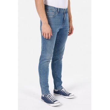 Blugi slim fit