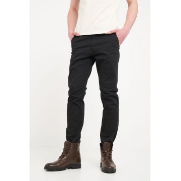Pantaloni conici cu talie medie
