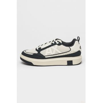 Pantofi sport cu garnituri contrastante