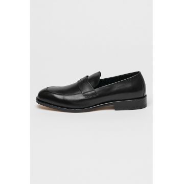 Pantofi uni de piele