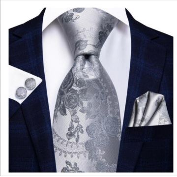 Set cravata argintie + batista + butoni - matase - model 194