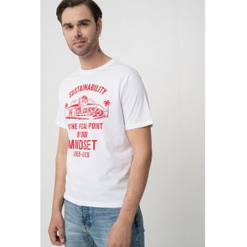 Tricou cu decolteu la baza gatului si imprimeu