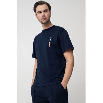 Tricou cu decolteu la baza gatului si maneci cazute
