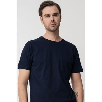 Tricou din amestec de in cu buzunar aplicat pe piept
