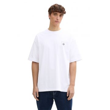 Tricou lejer cu imprimeu pe spate