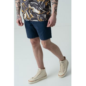 Pantaloni scurti chino din amestec de in