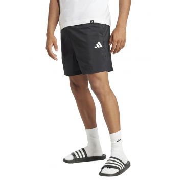 Pantaloni scurti cu buzunare laterale