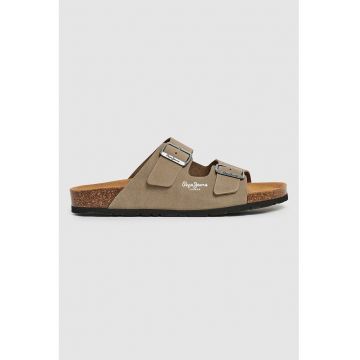 Papuci de piele intoarsa cu catarame metalice - Caramel
