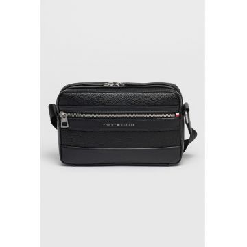 Geanta crossbody din piele ecologica cu bareta ajustabila