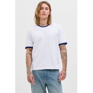 Tricou cu detalii contrastante