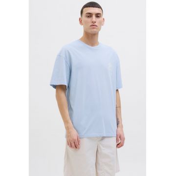 Tricou lejer cu imprimeu pe partea din spate