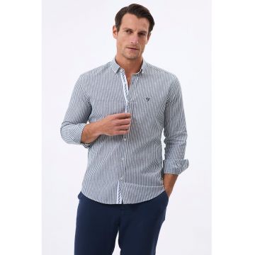 Camasa oxford din bumbac si in cu model in dungi