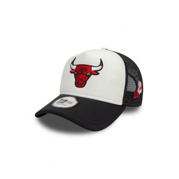 Sapca trucker cu aplicatie Chicago Bulls