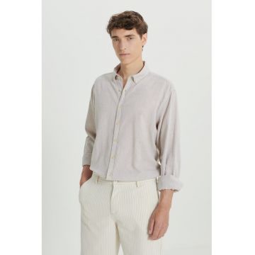 Camasa relaxed-fit din amestec de in