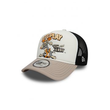 Sapca baseball cu model si capsa
