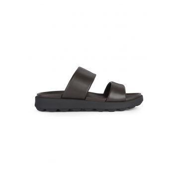 Papuci de piele