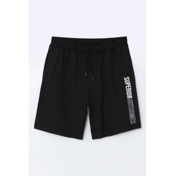 Pantaloni scurti cu buzunare laterale
