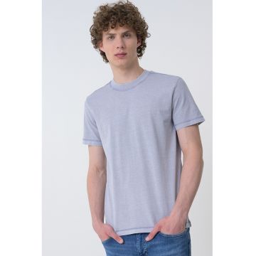 Tricou de bumbac cu decolteu la baza gatului