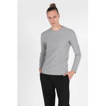 Bluza slim fit cu decolteu la baza gatului