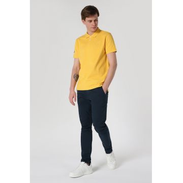 Tricou polo din pique cu broderie