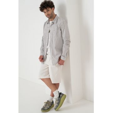 Camasa relaxed-fit cu buzunare pe piept