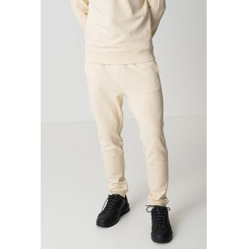 Pantaloni de trening cu buzunare laterale si snur de ajustare