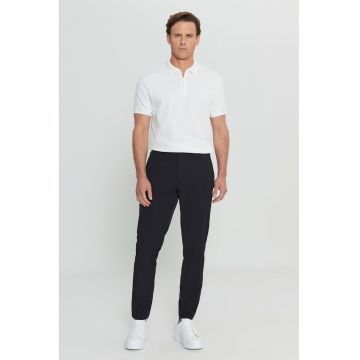 Pantaloni conici cu talie medie