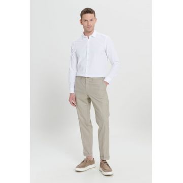 Pantaloni drepti cu talie medie