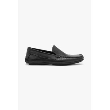 Pantofi loafer din piele cu talpa aderenta