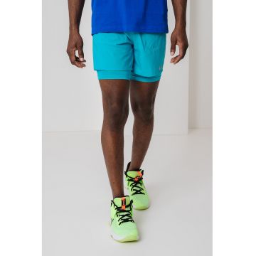 Pantaloni scurti cu buzunare laterale si tehnologie Dri-Fit - pentru alergare Stride