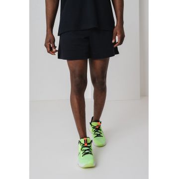 Pantaloni scurti cu tehnologie Dri-FIT - pentru fitness