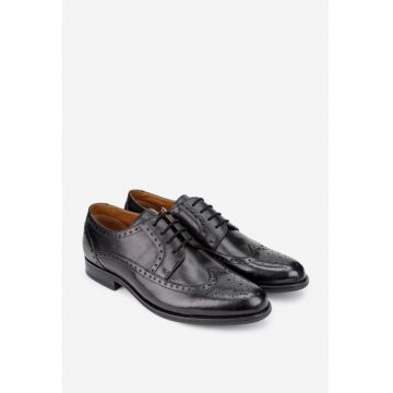 Pantofi barbati negri din piele naturala cu model