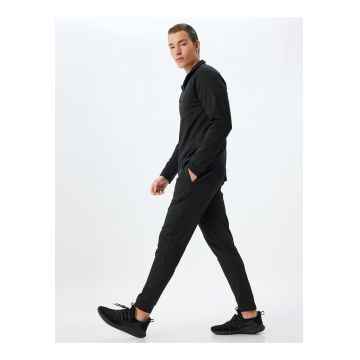 Pantaloni de trening slim-fit cu snur