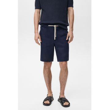 Pantaloni scurti din amestec de in cu buzunare laterale