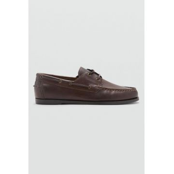 Pantofi uni de piele